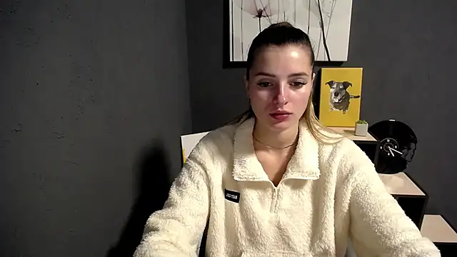 Snapshot of lady_olivia_ chatting on 11/12/25, 01:48 lady olivia online show from 11/12/25, 01:48