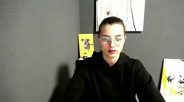 lady olivia  online show from 02/10/25, 05:09