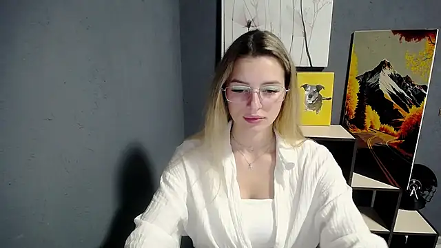 Snapshot of lady_olivia_ chatting on 07/09/26, 12:48 lady olivia online show from 07/09/26, 12:48