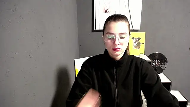 Snapshot of lady_olivia_ chatting on 11/27/25, 04:18 lady olivia online show from 11/27/25, 04:18