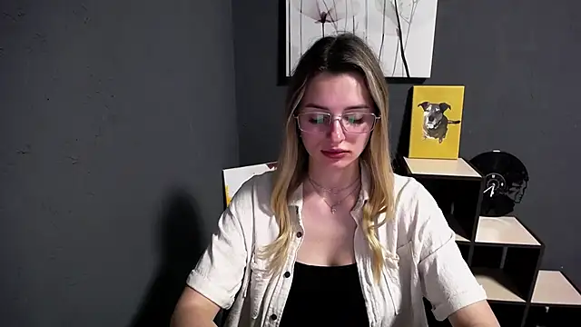 lady olivia  online show from 05/20/26, 12:35