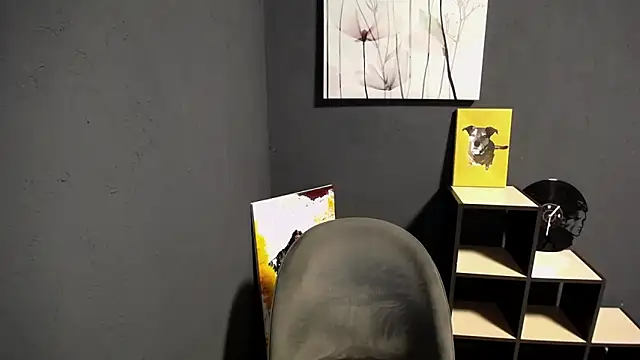 lady olivia  online show from 04/17/26, 12:08