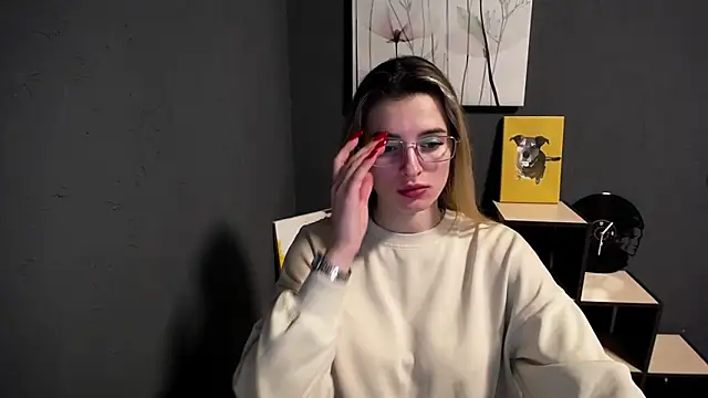 lady olivia  online show from 04/08/26, 12:50