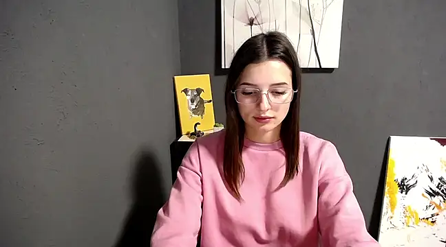 lady olivia  online show from 02/20/25, 01:30