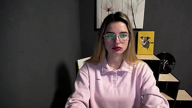 lady olivia  online show from 04/04/26, 11:17