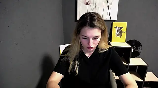lady olivia  online show from 05/04/26, 12:52