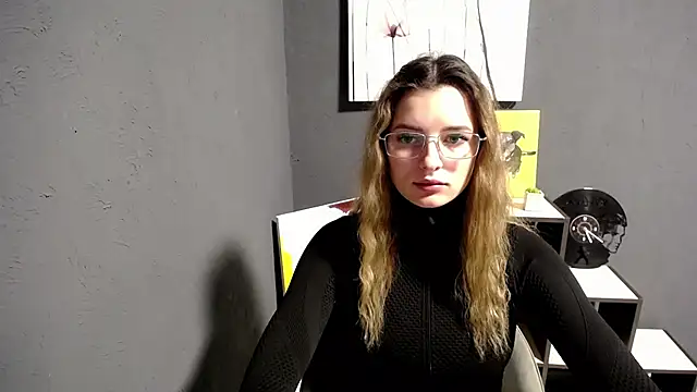 Snapshot of lady_olivia_ chatting on 10/30/25, 01:09 lady olivia online show from 10/30/25, 01:09