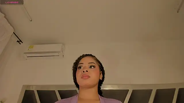 Samanntha Rose online show from 11/04/25, 07:28