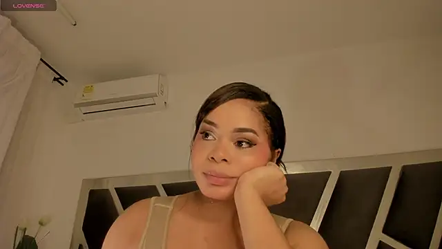 Samanntha Rose online show from 11/21/25, 07:13