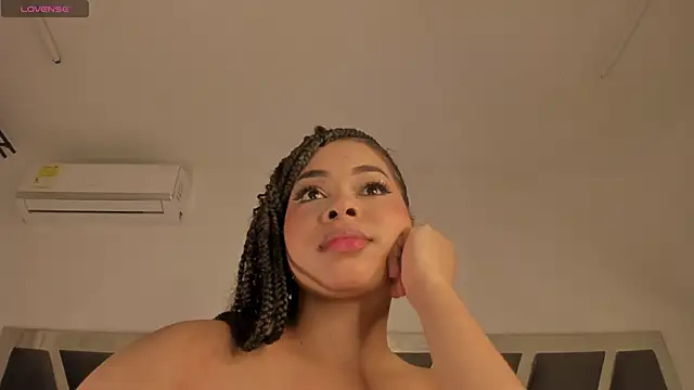 Samanntha Rose online show from 10/18/25, 12:51