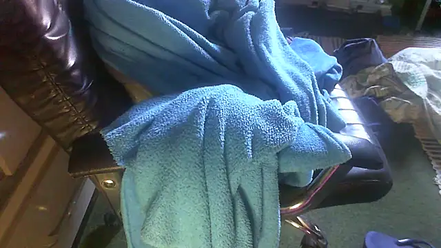 Snapshot of Carte1921 chatting on 03/25/26, 12:04 Carte1921 online show from 03/25/26, 12:04