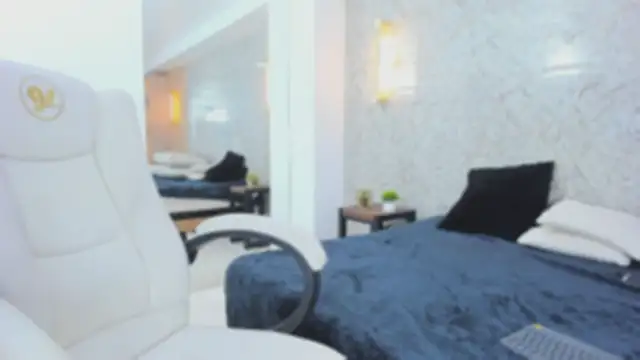 Snapshot of ximena_case chatting on 10/24/25, 12:15 ximena case online show from 10/24/25, 12:15