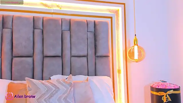 elianabrown online show from 11/10/25, 10:59