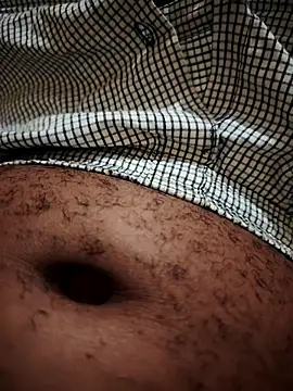 Snapshot of TornadoStorm35 chatting on 12/03/25, 08:19 TornadoStorm35 online show from 12/03/25, 08:19