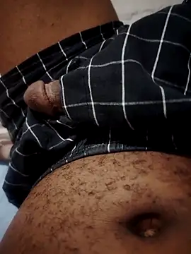 Snapshot of TornadoStorm35 chatting on 11/06/25, 09:08 TornadoStorm35 online show from 11/06/25, 09:08