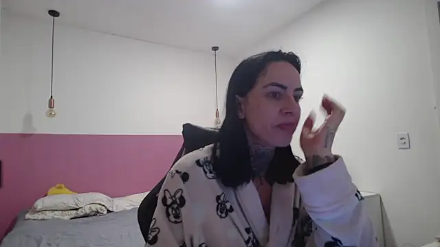 YasmimBrasil online show from 06/16/26, 06:57