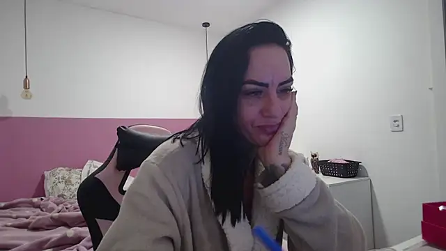 YasmimBrasil online show from 07/22/26, 07:10