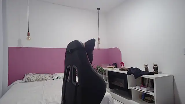YasmimBrasil online show from 06/30/26, 07:19