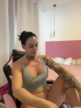 YasmimBrasil online show from 07/25/26, 02:34