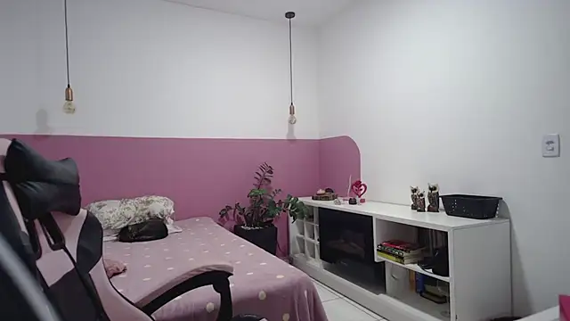 YasmimBrasil online show from 07/17/26, 05:48