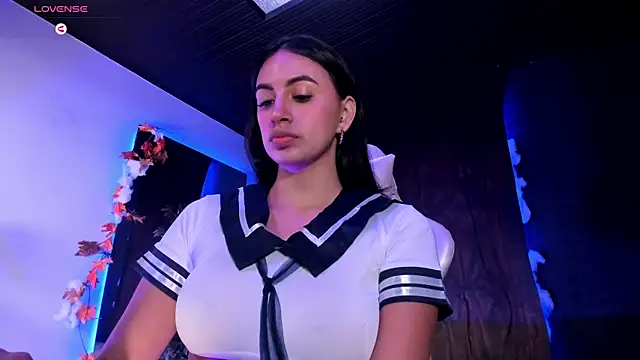 Taylor-Jonnees online show from 10/30/25, 04:26