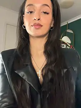 Lolly Neal online show from 03/08/26, 04:32