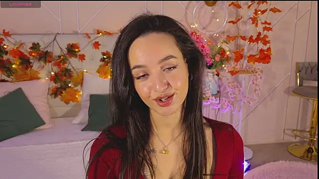 Lolly Neal online show from 12/05/25, 04:44