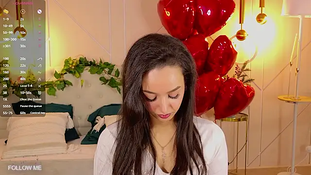 Lolly Neal online show from 02/15/26, 04:35