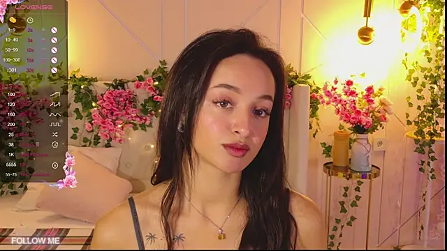 Lolly Neal online show from 10/19/25, 04:59