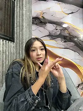 Victoria Adams14 online show from 11/26/25, 02:33