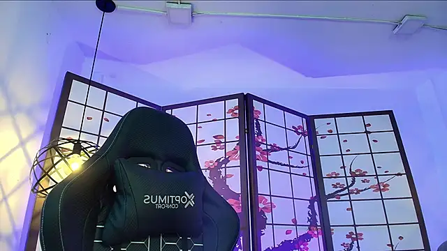 Victoria Adams14 online show from 11/12/25, 07:01