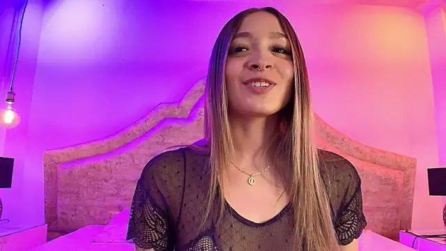 Victoria Adams14 online show from 04/06/26, 03:35