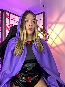 Victoria Adams14 online show from 01/14/26, 04:27