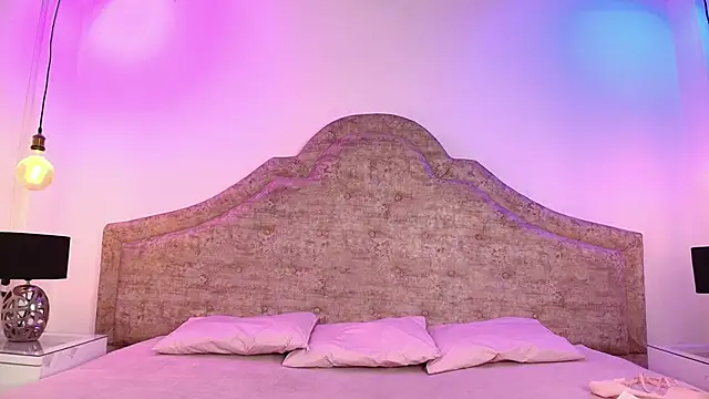 Victoria Adams14 online show from 10/27/25, 03:40