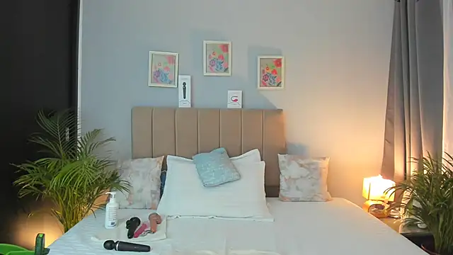 kataleyarios01 online show from 09/19/25, 11:42