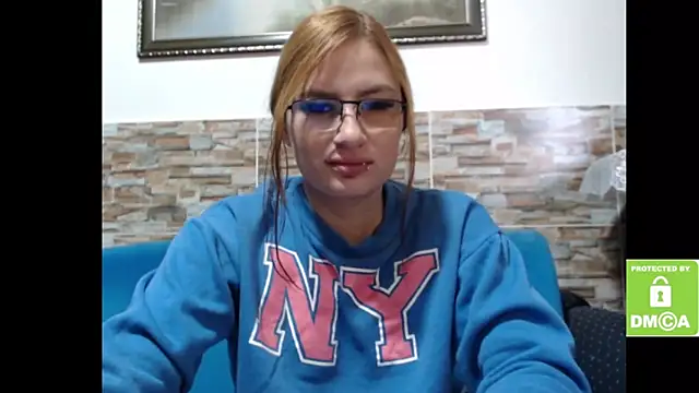 Snapshot of alice_trinity chatting on 09/10/25, 05:01 alice trinity online show from 09/10/25, 05:01