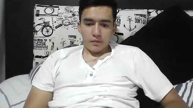 Snapshot of Estebitan_vm chatting on 03/01/25, 03:32 Estebitan vm online show from 03/01/25, 03:32