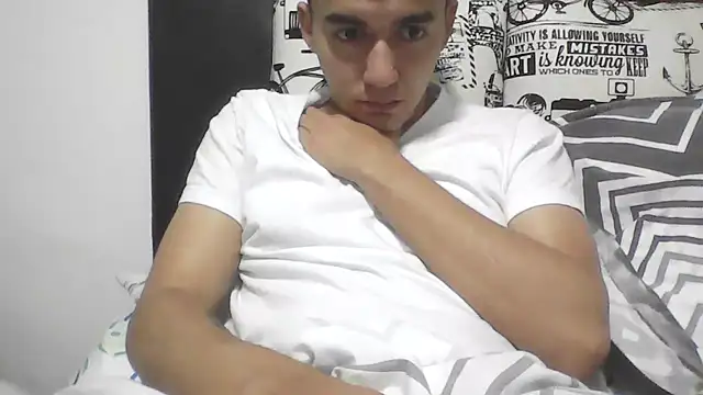 Snapshot of Estebitan_vm chatting on 07/08/26, 02:57 Estebitan vm online show from 07/08/26, 02:57