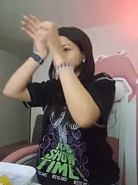 azumiichan online show from 05/14/26, 11:57