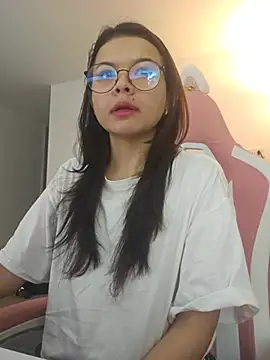 azumiichan online show from 07/09/26, 12:00
