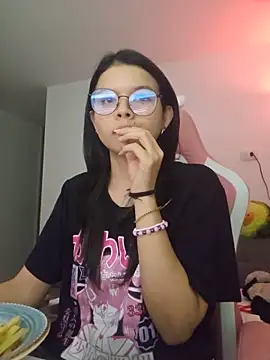 azumiichan online show from 05/13/26, 12:06