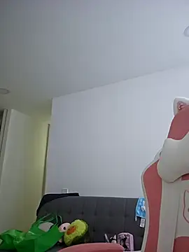 azumiichan online show from 11/08/25, 01:25