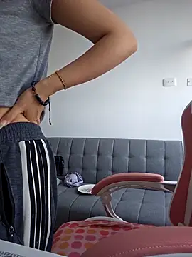 azumiichan online show from 10/09/25, 01:11