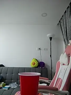 azumiichan online show from 12/18/25, 02:49