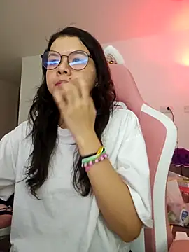 azumiichan online show from 02/10/26, 12:09