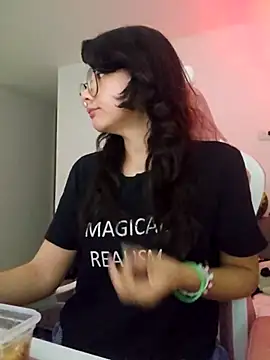 azumiichan online show from 04/09/26, 12:45