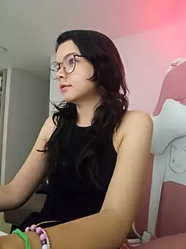 azumiichan online show from 04/11/26, 12:07