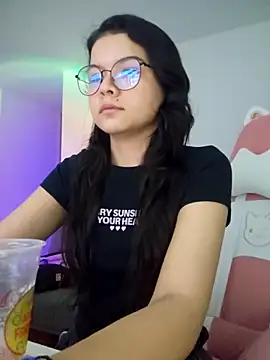 azumiichan online show from 10/23/25, 12:09