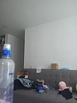 azumiichan online show from 12/04/25, 01:54