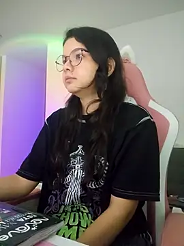 azumiichan online show from 10/22/25, 12:10